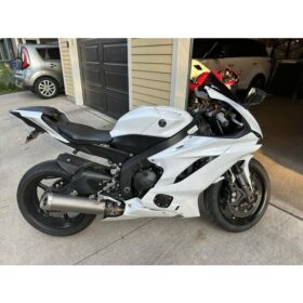 Selling 2019 YAMAHA YZF