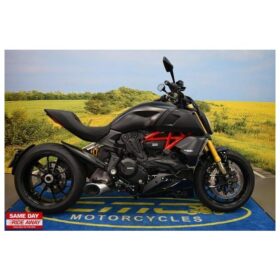 Selling 2023 KTM 1290 SUPER ADVENTURE S