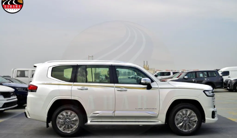
Toyota Land Cruiser VXR GCC full									