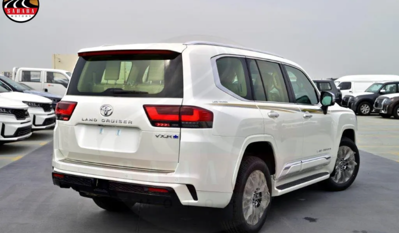 
Toyota Land Cruiser VXR GCC full									