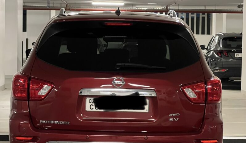
Nissan Pathfinder SV 2017 American full									