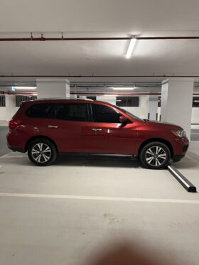 Nissan Pathfinder SV 2017 American