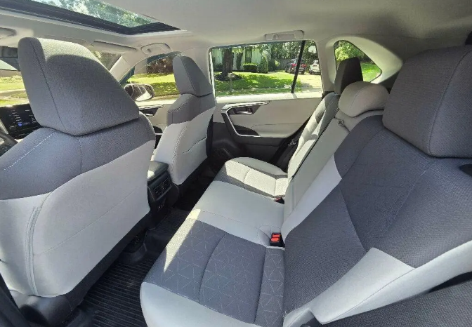 
								Toyota Rav 4 XLE 2025 GCC full									